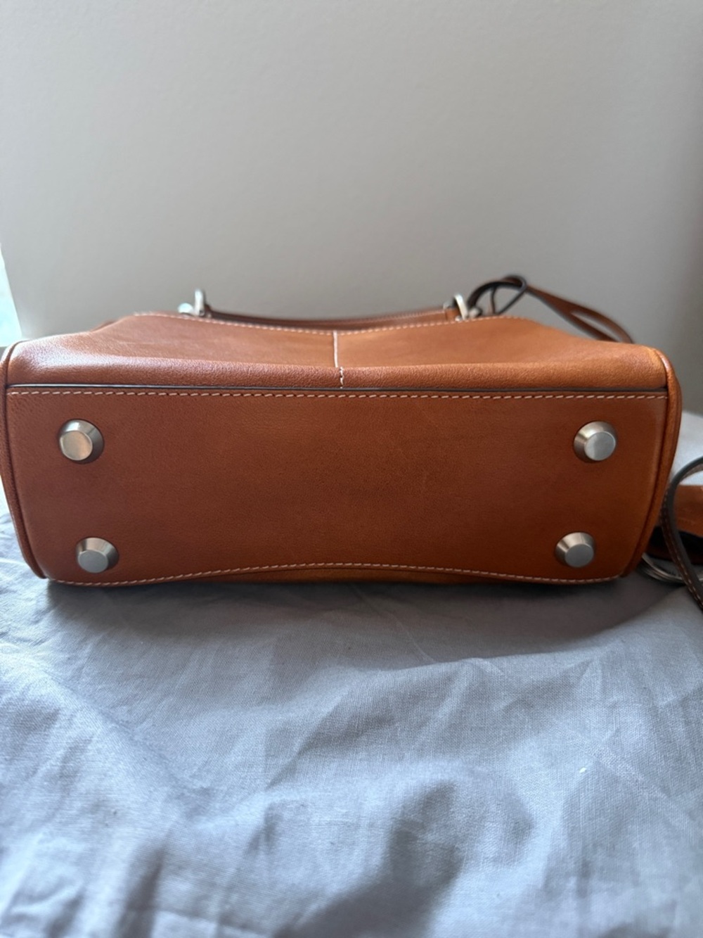 Balenciaga Rodeo Tan Cowboy in Mini Size - Picture 14 of 14